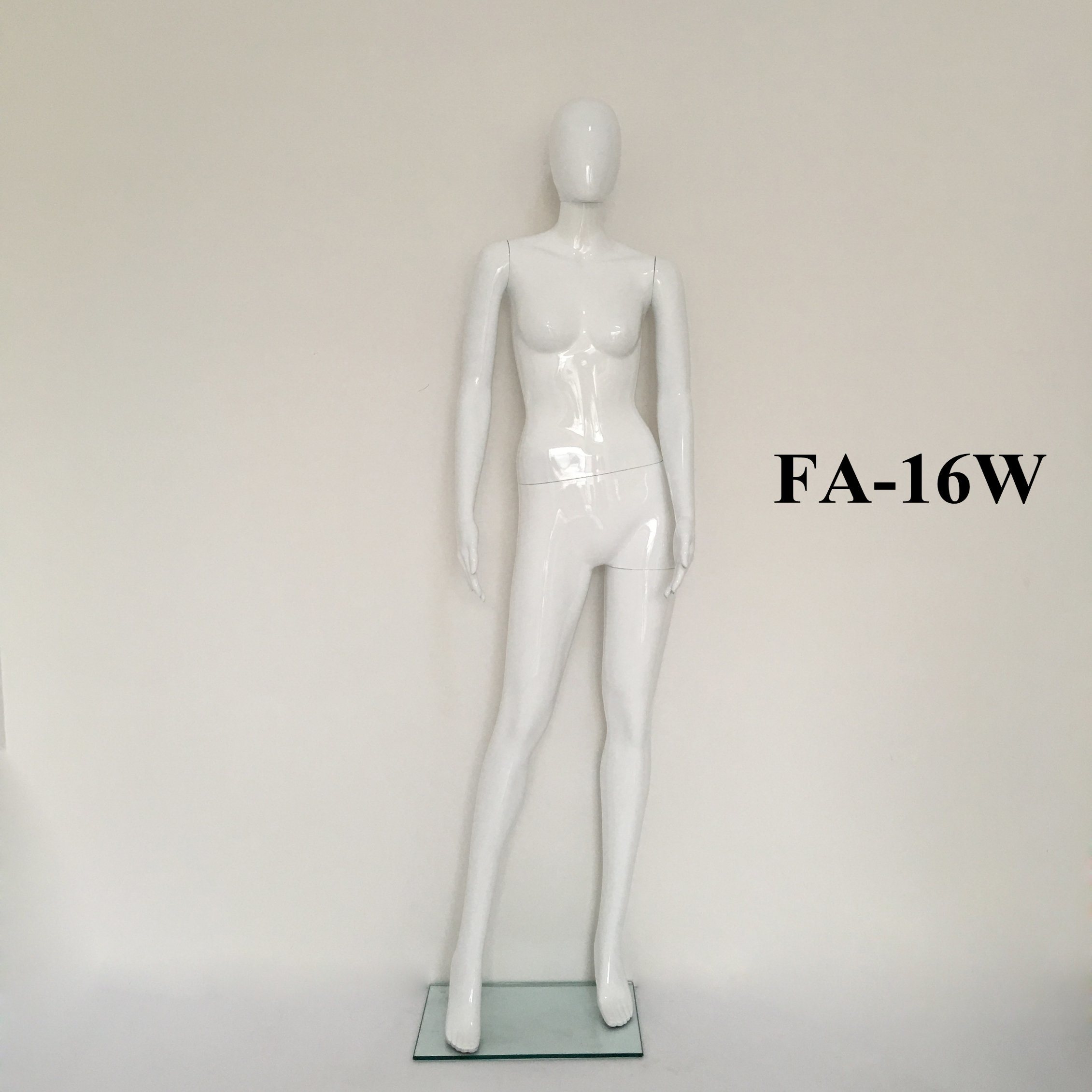 Glossy White Fashion Female Mannequin for Window Display