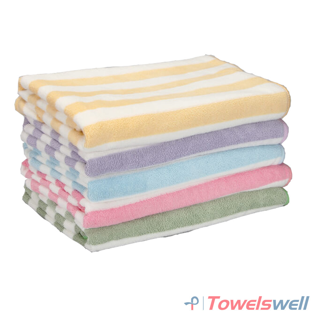 Soft Weft Knitted Microfiber Striped Bath Towel