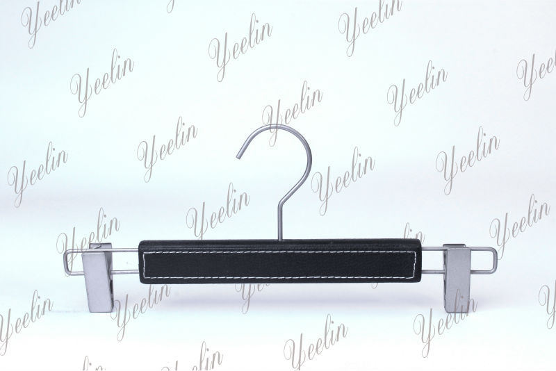 U-Shape Clip Cheap Price, Pants, Trousers or Skirts Leather Hanger Yllt33118-Blkus1 for Supermarket, Wholesaler