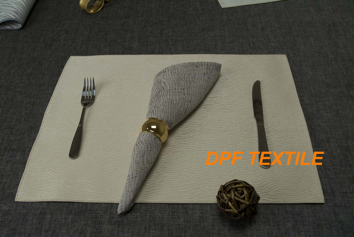 Newest Fashion Multi Functional Colorful PVC Table Mat (DPR6131)