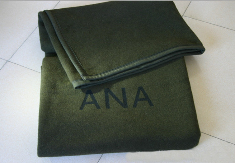 Lower Price Top Quality Heated Soft Military Wool and Polyester Relief Blanket