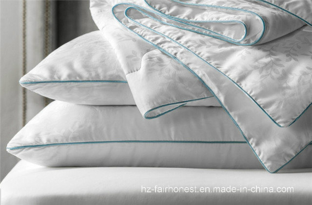 100% Lyocell Rayon Jaccquard Beautiful Comforter