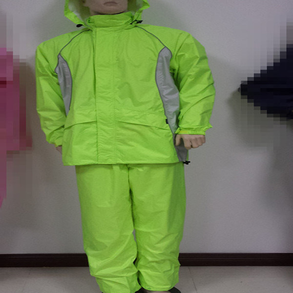 Fluorescence Green Raincoat with Reflective Tape