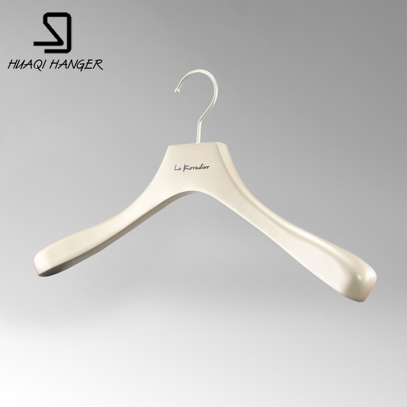 Luxury Wooden Clothes Hanger for Women