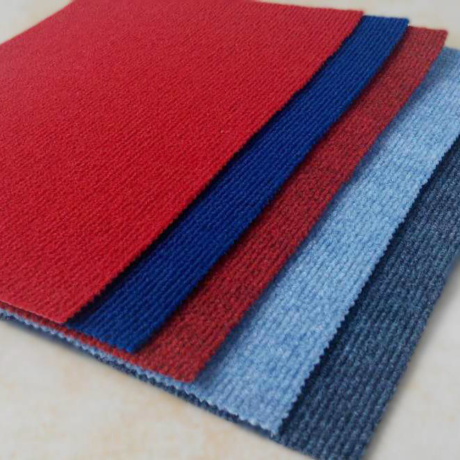 China 1.5mm Thickness 100% Polyesteror Material Ribbed Carpet