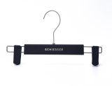 New Design Black Plastic Pants Trouser Hanger with Clips