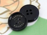 High-Grade 4 Holes Polyester Resin Button