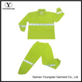 PVC/Polyester Waterproof Safety Reflective Raincoat