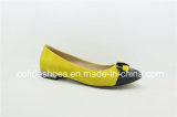 Fashion Flat Heel Women Leather Shoes with Charming Bow