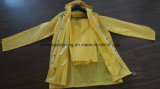 2016 Brand New Disposable PE Poncho Raincoat with Food Grade