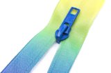 Nylon Zipper with Colored Tape and Teeth/Da Puller/Top Quality