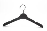 Rubber Coated Clothing Hanger with Anti-Strip